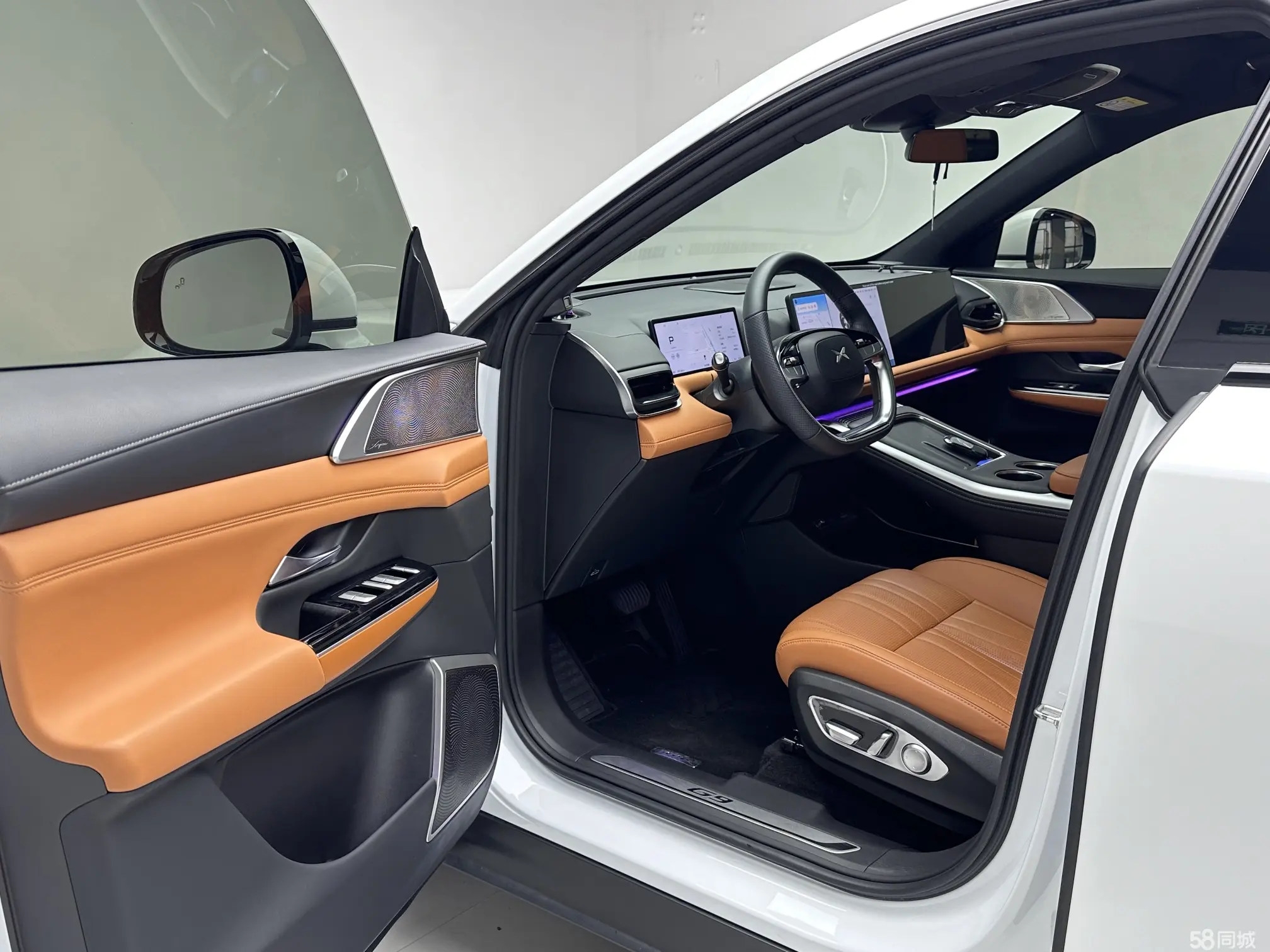 Xpeng G9 2025 #11 Xpeng G9 2025 car image #11