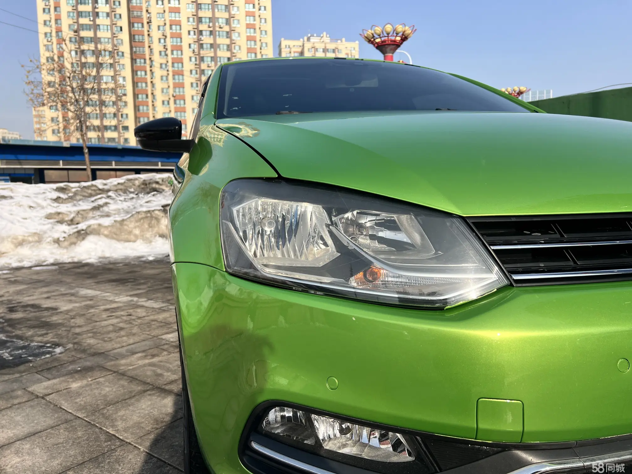 Volkswagen Polo 2015 car image #11