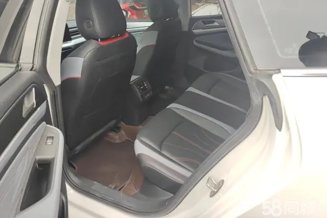 Volkswagen Lamando 2023 car image #11