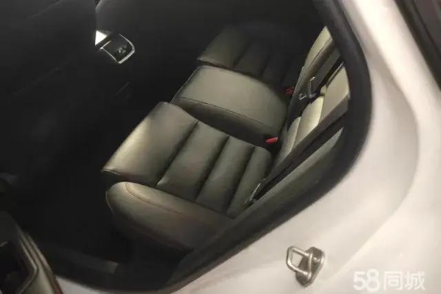 GEELY Binray 2020 immagine di auto #11