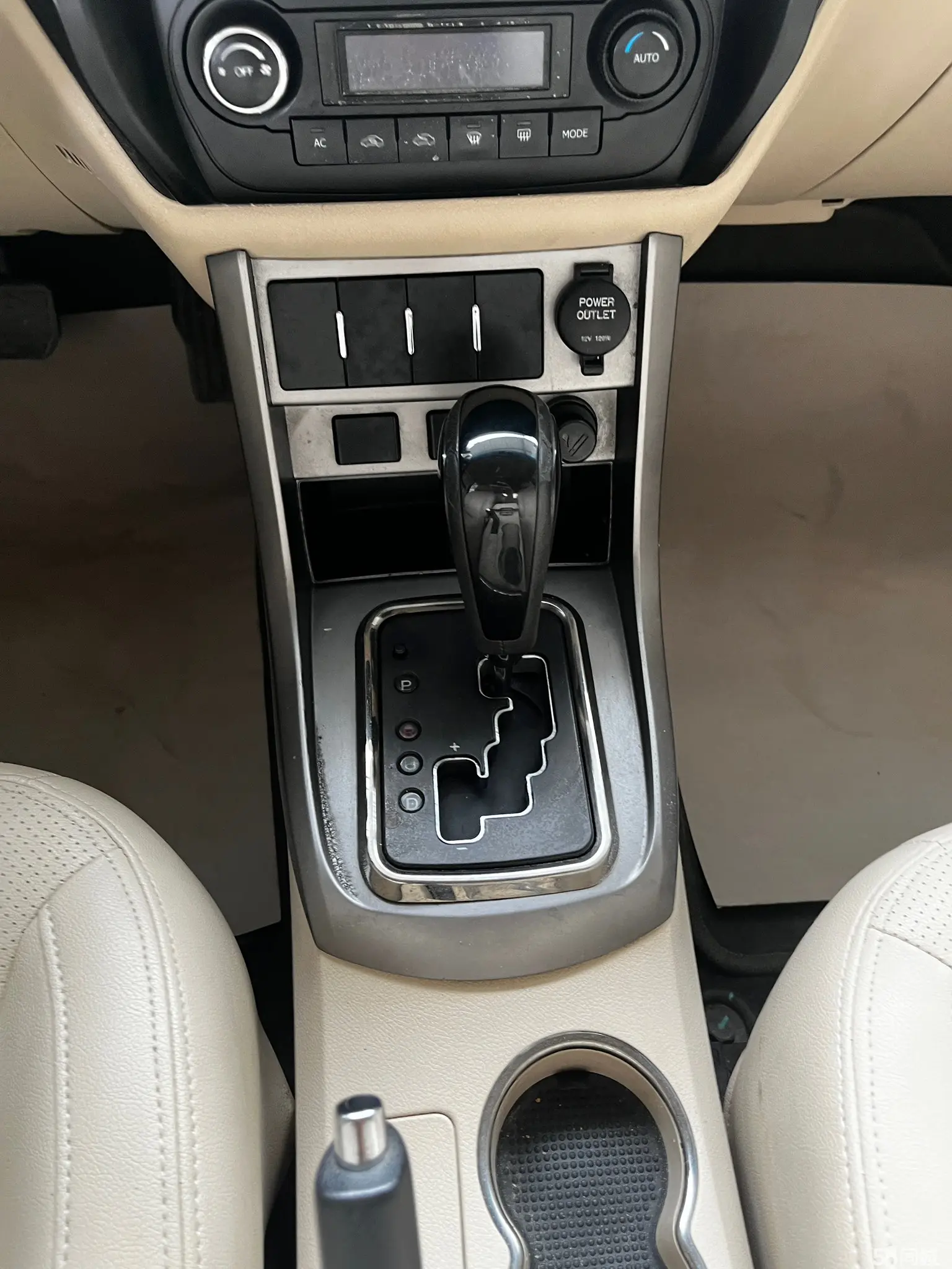 GEELY Emgrand Classic 2013 car image #11