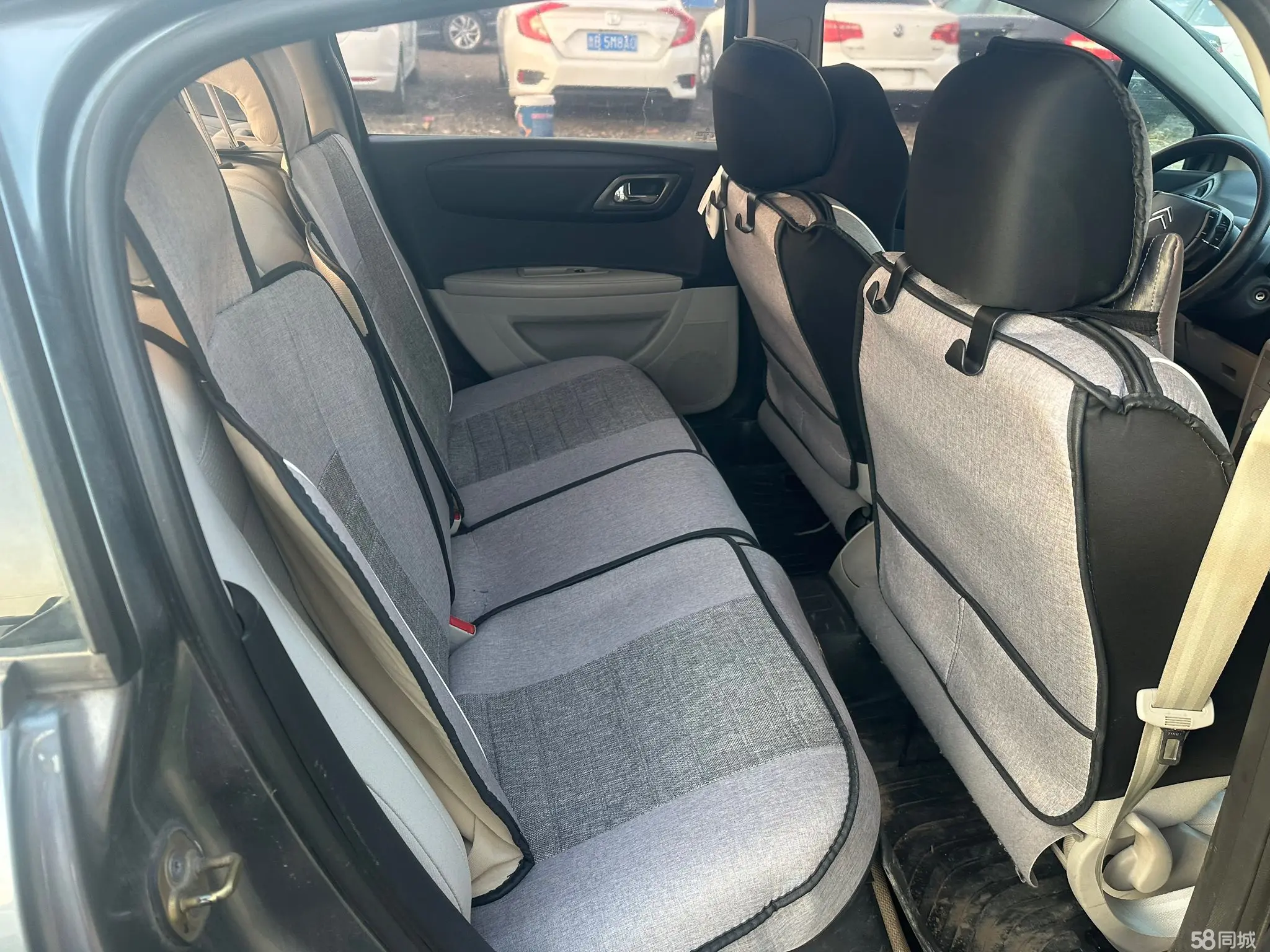 Citroen C-Quatre 2011 car image #11