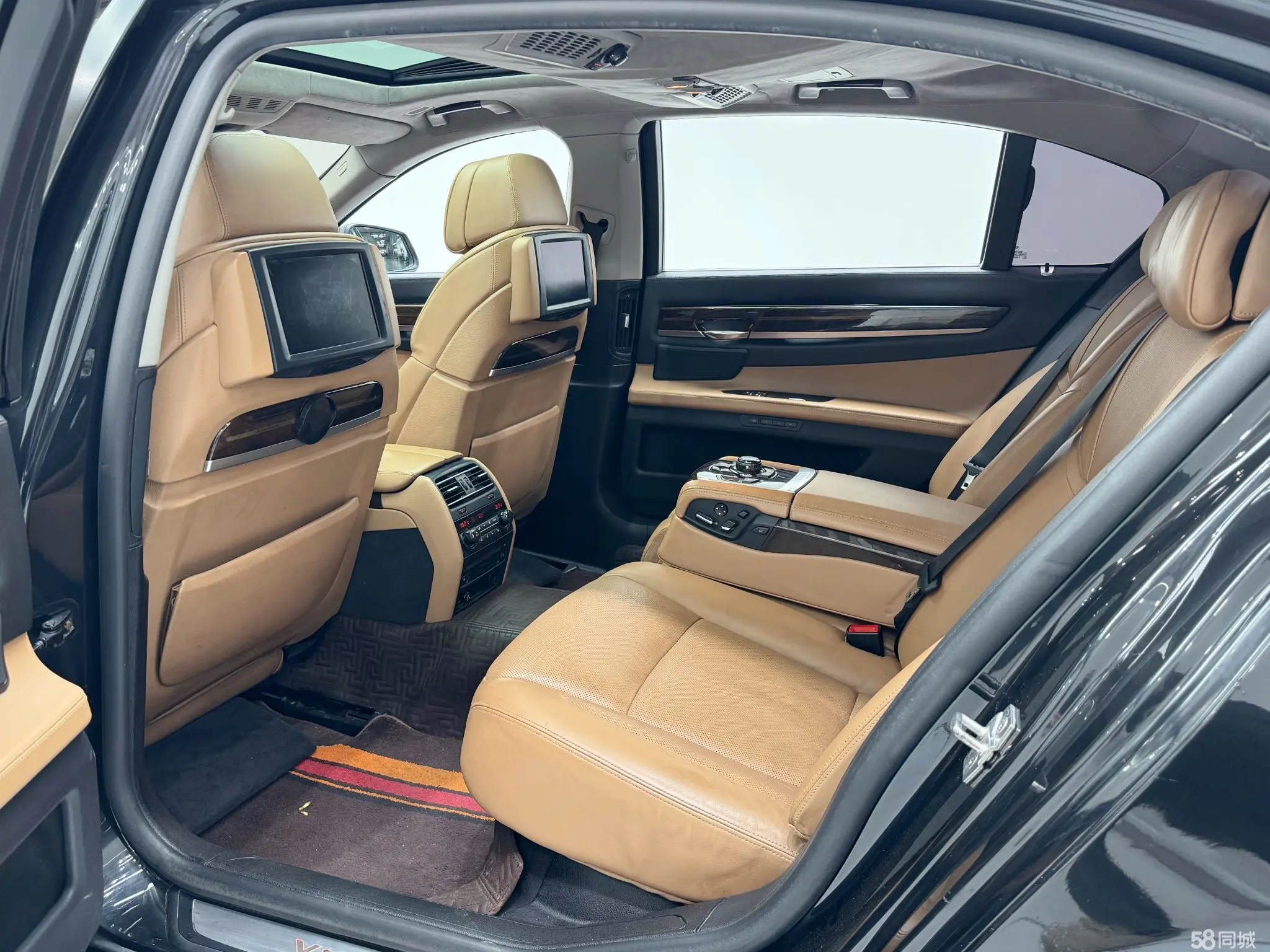 BMW 7 Series 2012 imagem de carro #11