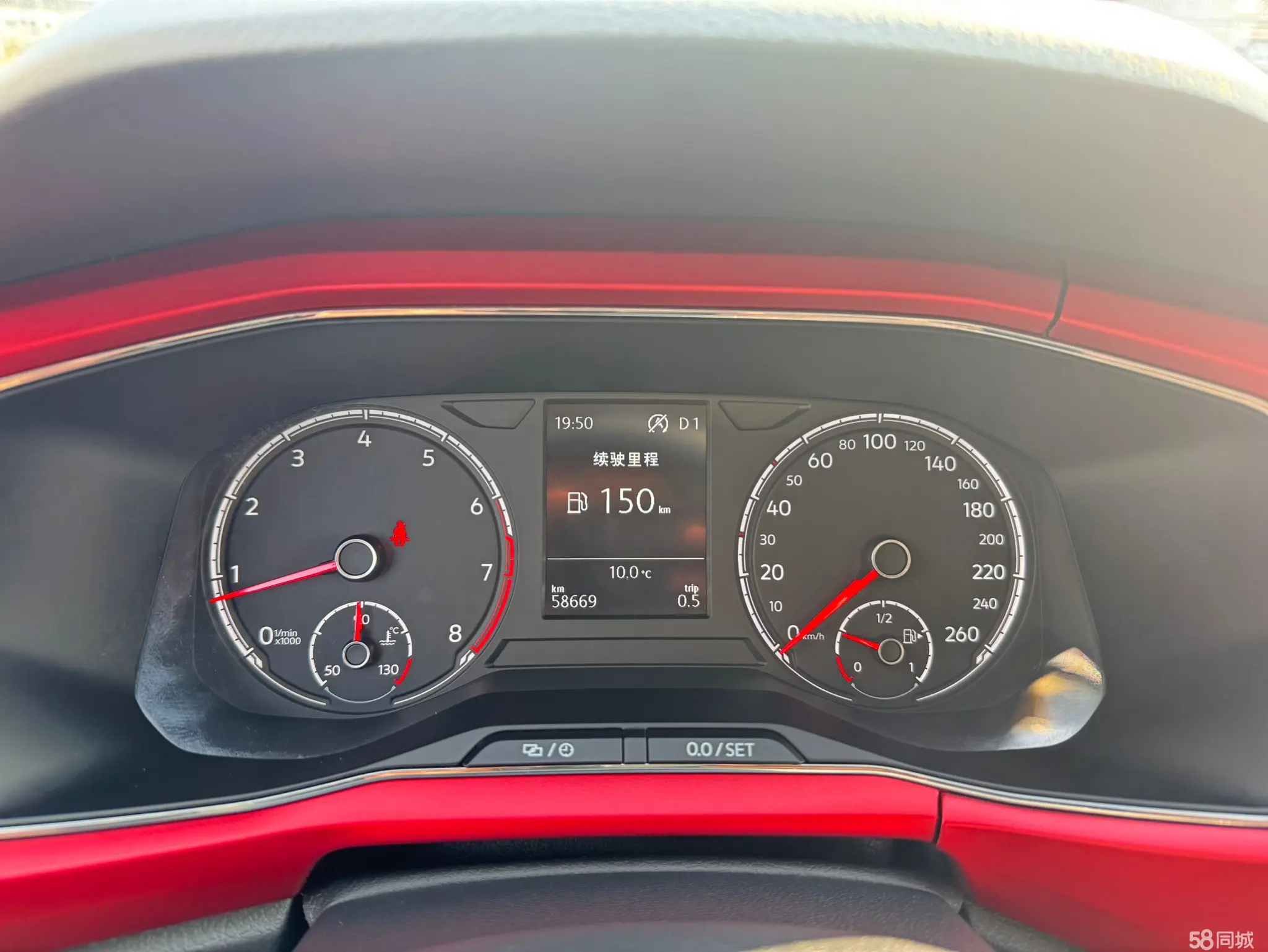 Volkswagen T-Cross 2019 #11 Volkswagen T-Cross 2019 car image #11