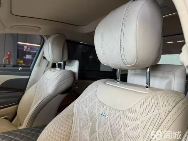 Mercedes-Benz Maybach S Class 2017 car image #11