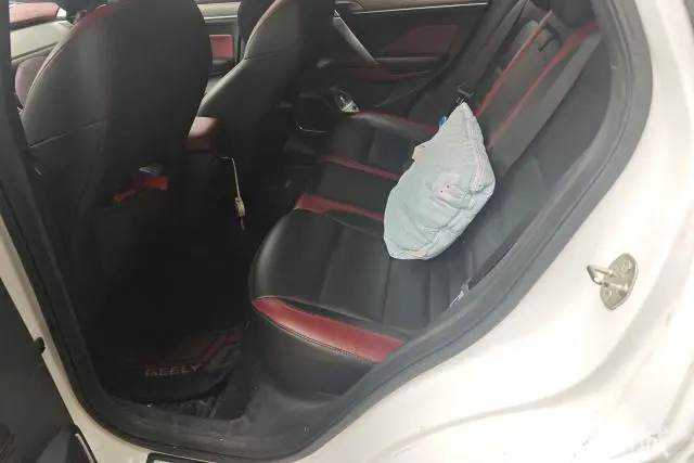 GEELY Coolray 2019 #11 GEELY Coolray 2019 car image #11