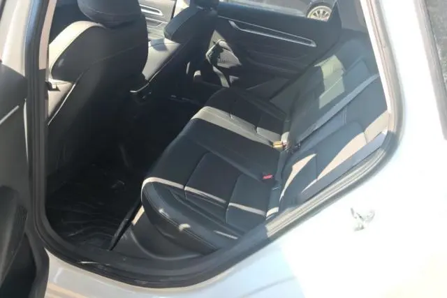 GEELY Emgrand 2025 car image #11