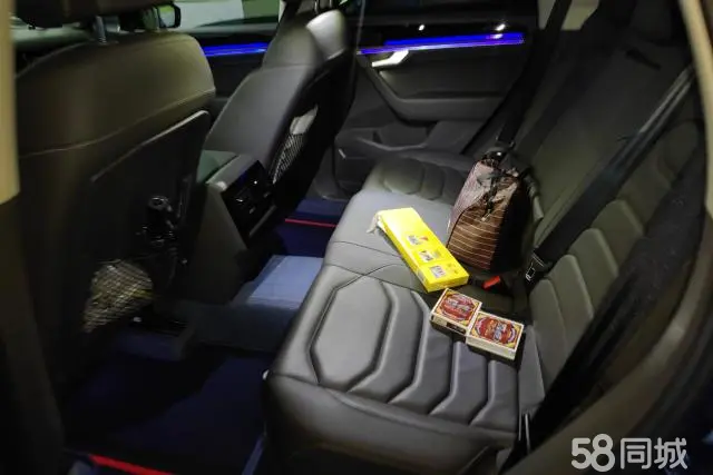 Volkswagen Touareg 2023 car image #11