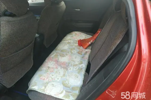 Toyota C-HR 2018 car image #11