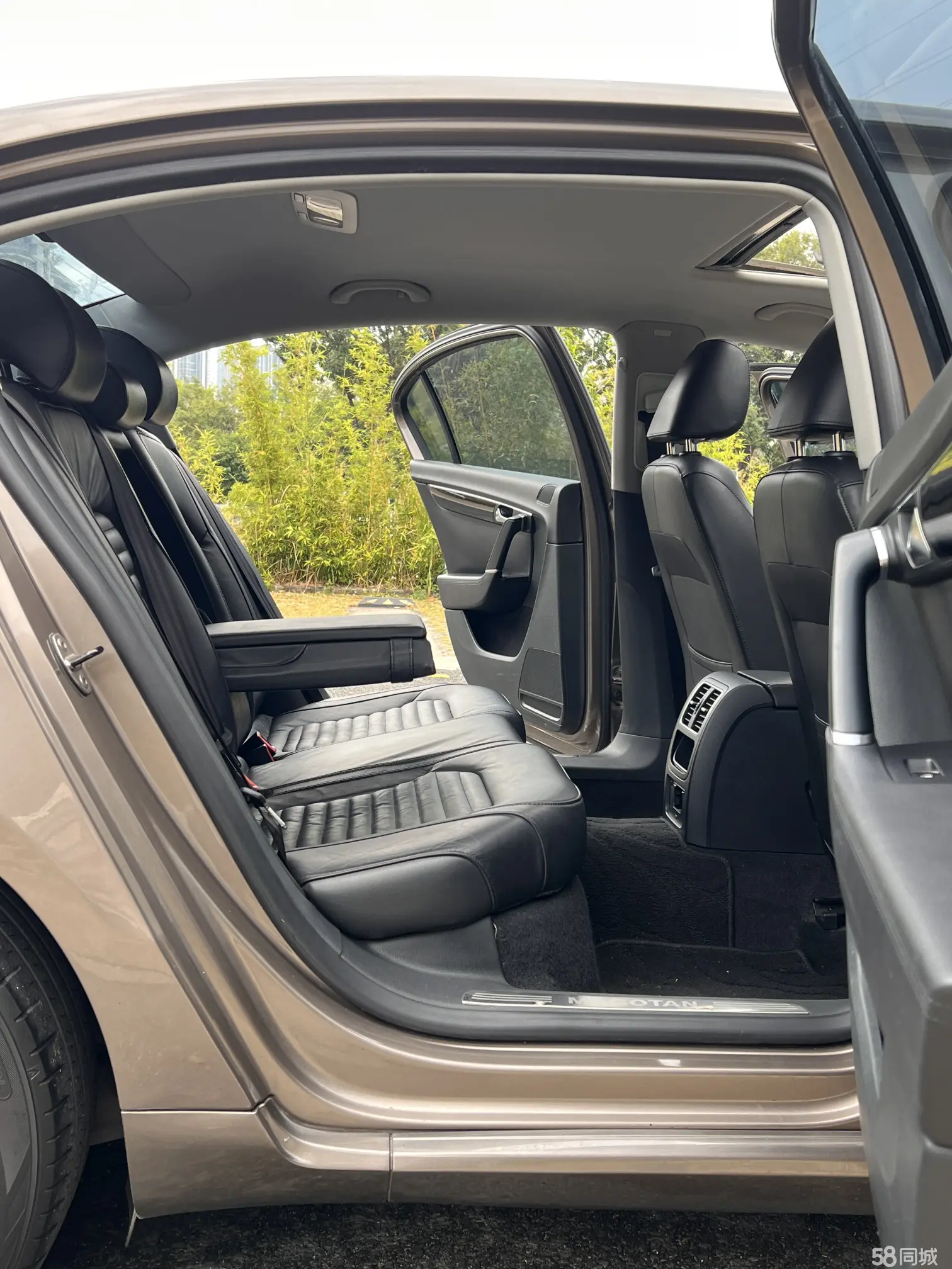 Volkswagen Magotan 2013 immagine di auto #11