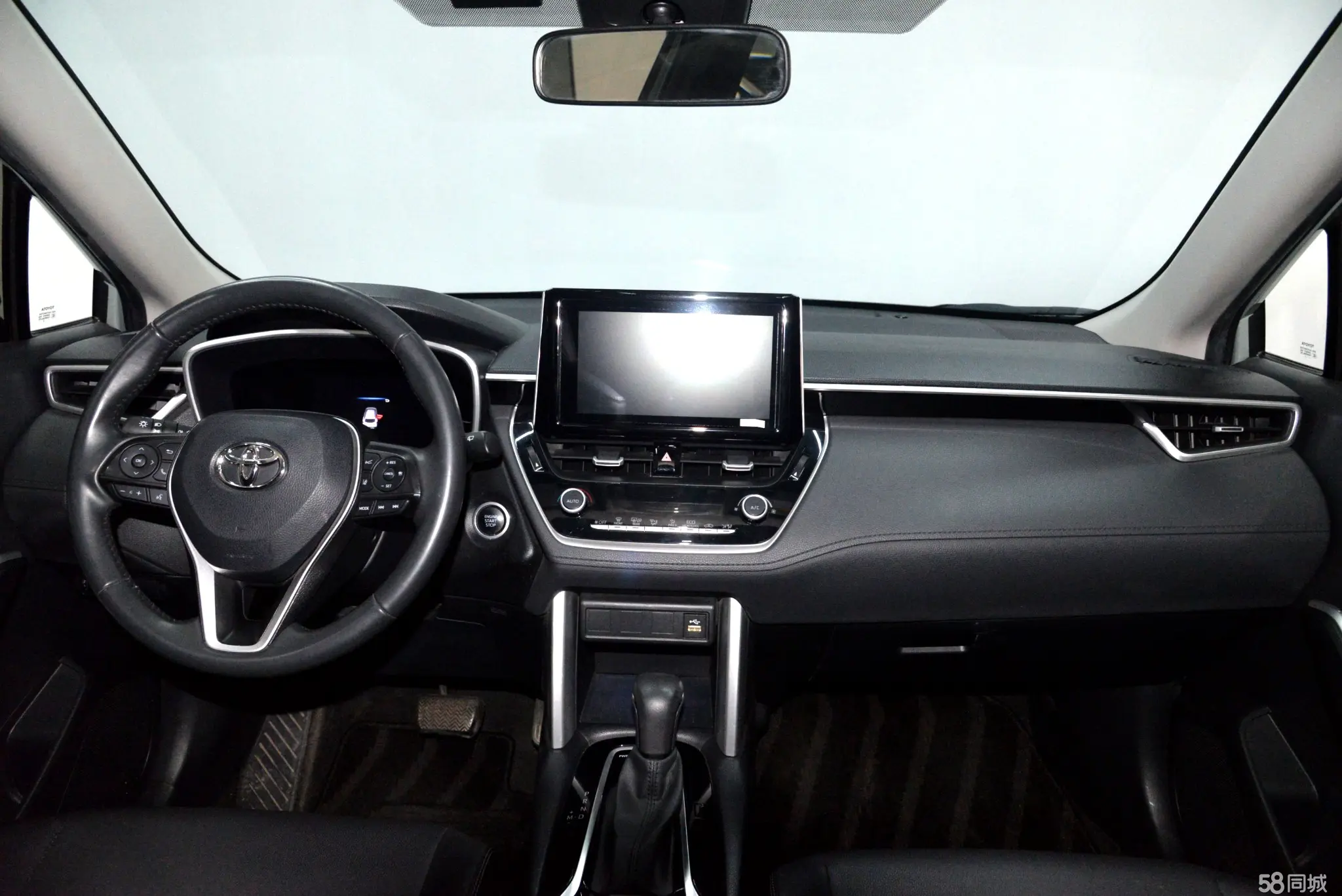 Toyota Corolla Cross 2022 car image #11