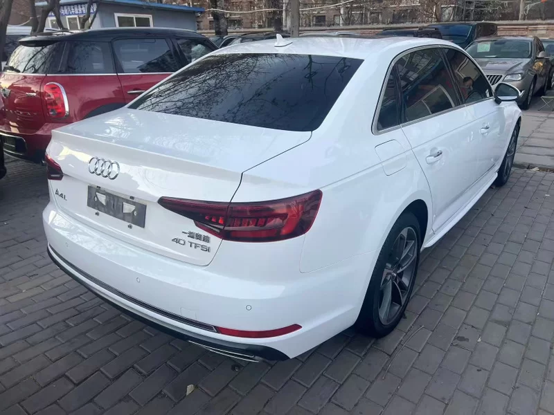Audi A4L 2019 #11 Audi A4L 2019 car image #11