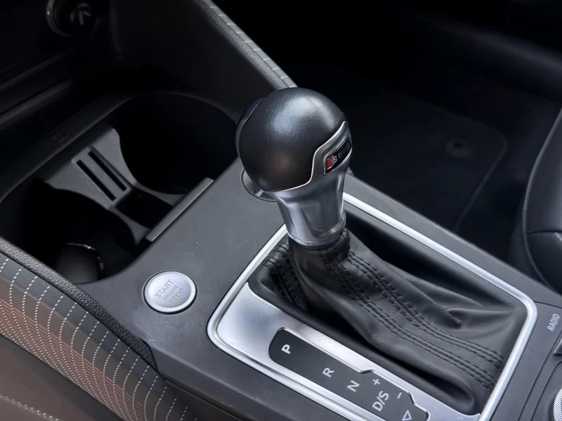 Audi Q2L 2020 immagine di auto #11