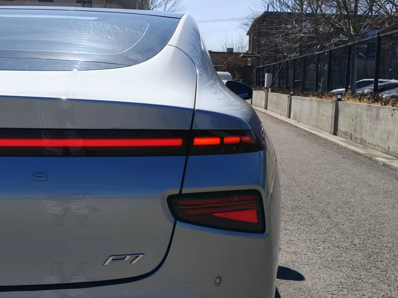 小鹏 小鹏P7 2021 汽车图片 #11