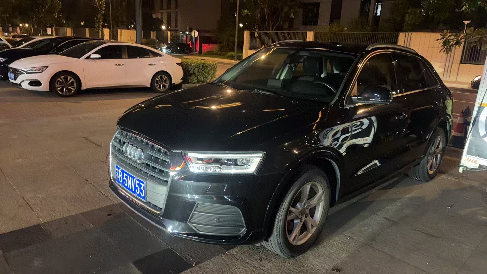 Audi Q3 2018 car image 