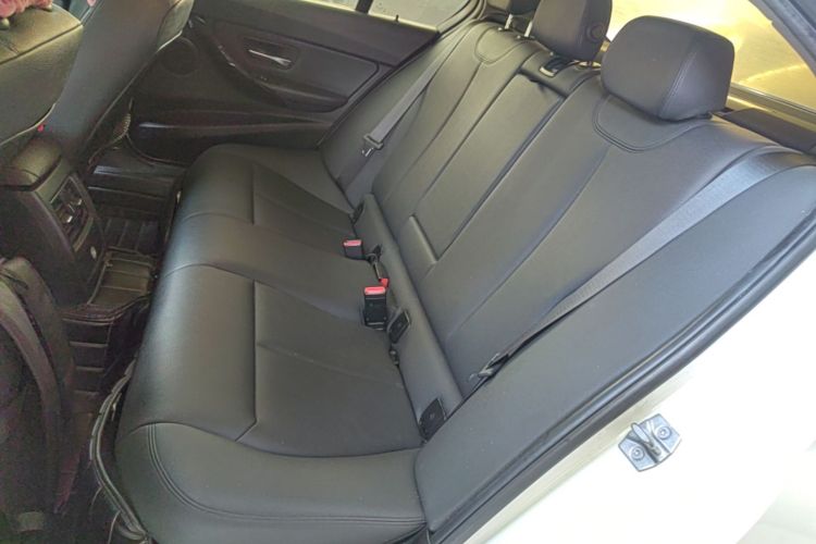 BMW 3 Series 2016 #17 BMW 3 Series 2016 car image #17