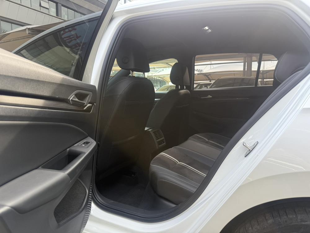2022 imagen de coche #19