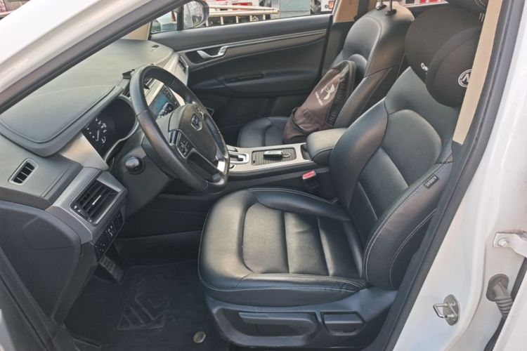 GEELY Emgrand GS 2019 imagem de carro #15