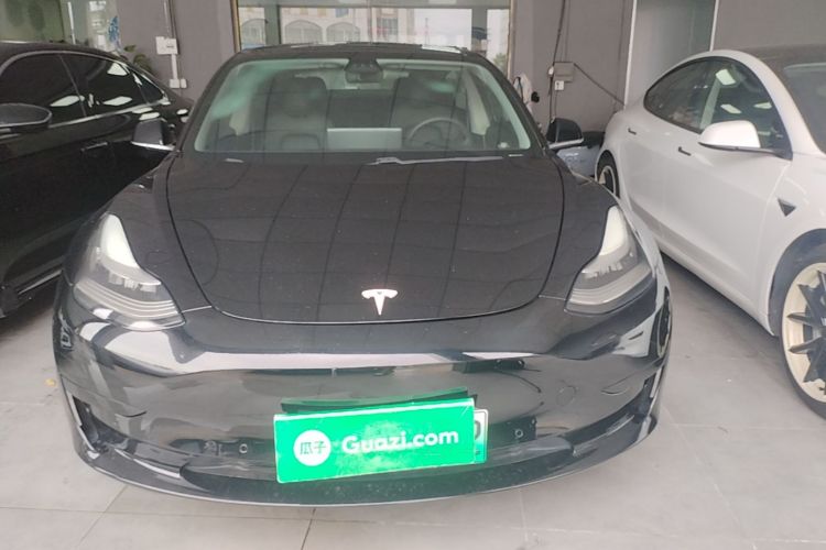 Tesla Model 3 2020 car image #3