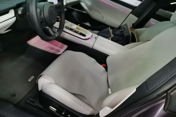 MI SU7 2024 car image #18