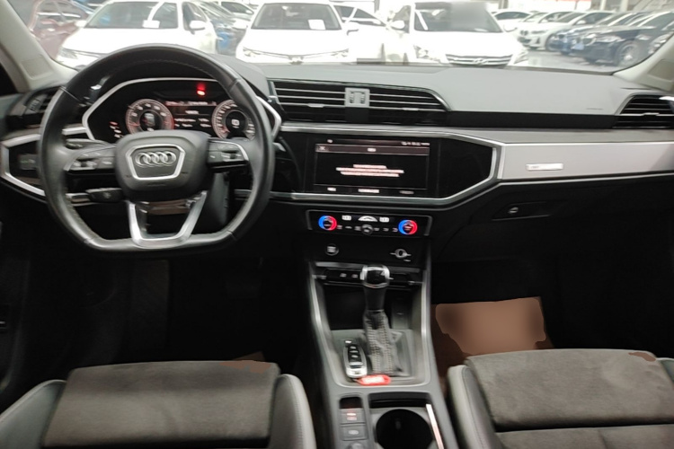 Audi Q3 2023 #10 Audi Q3 2023 car image #10