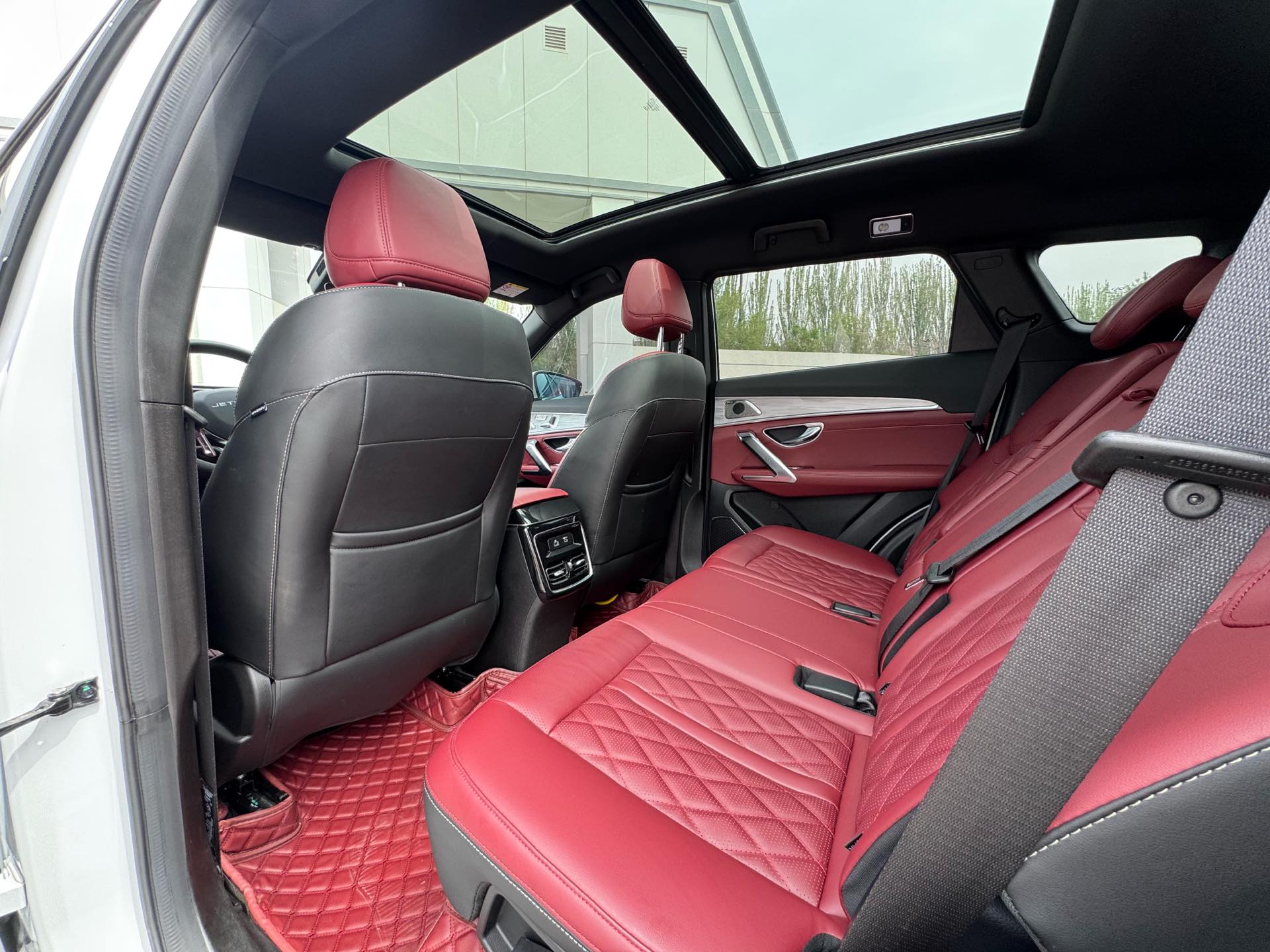 Jetour X70 PLUS 2023 image de voiture #5