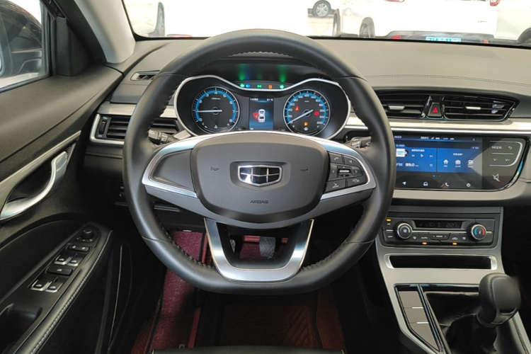 2019 car image #11