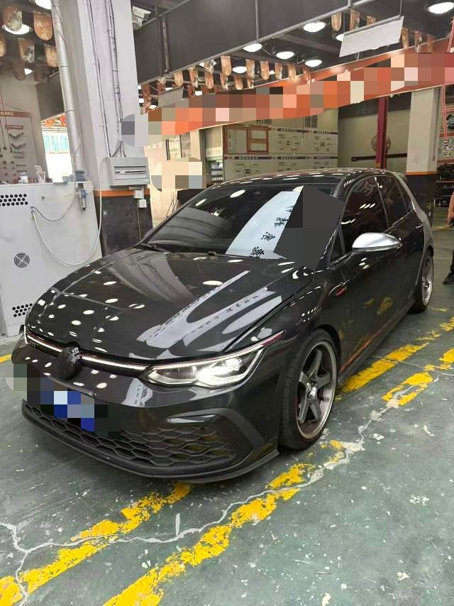Volkswagen GolfGTI 2022 Volkswagen GolfGTI 2022 car image
