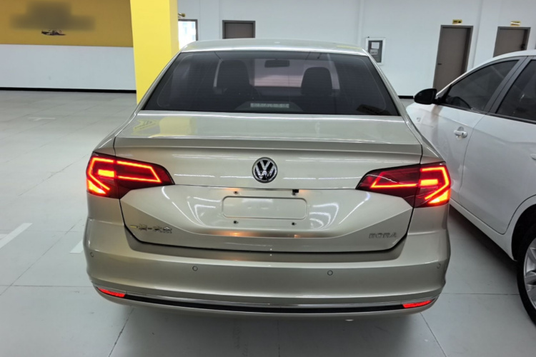 Volkswagen Bora 2019 #4 Volkswagen Bora 2019 car image #4