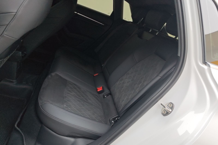 Audi A3 2021 immagine di auto #17