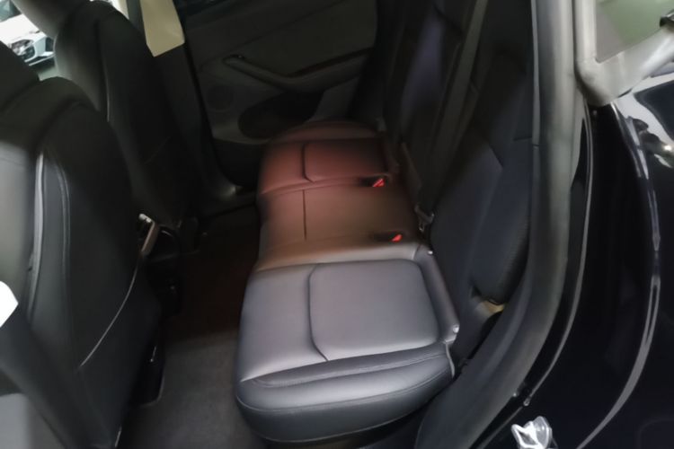 Tesla Model Y 2023 #17 Tesla Model Y 2023 car image #17