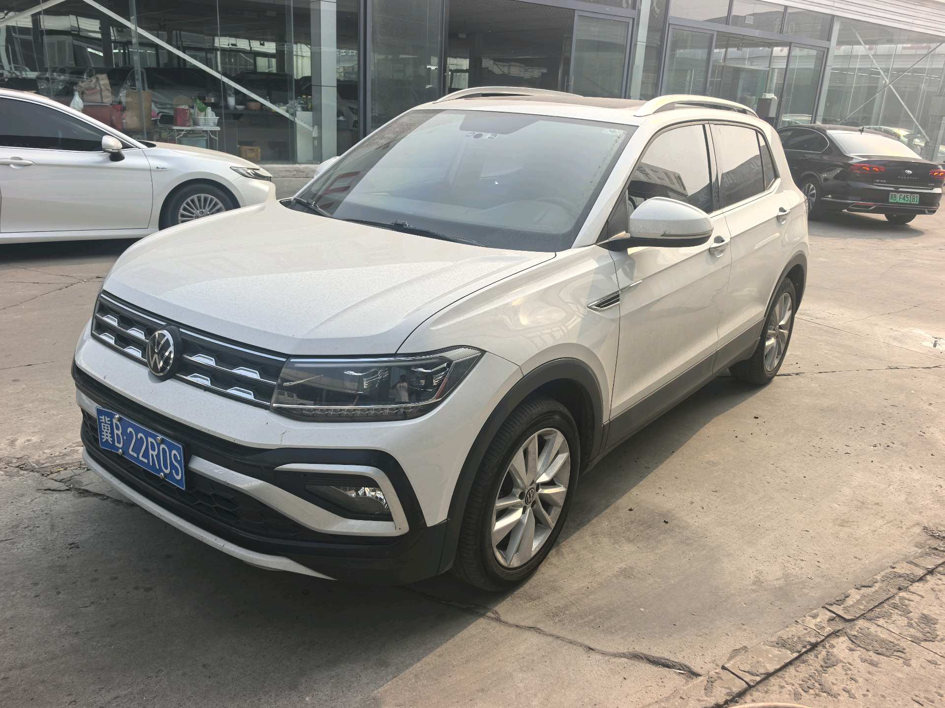 Volkswagen T-Cross 2022 car image 