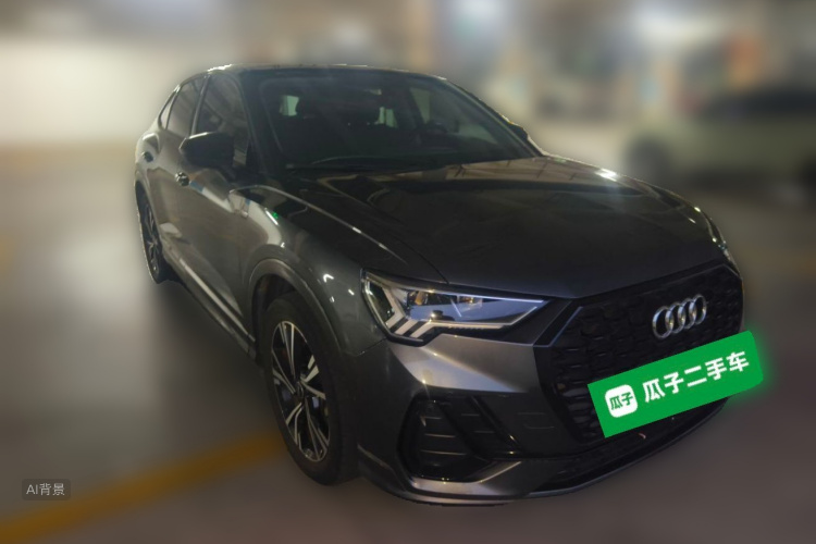 Audi Q3 2022 car image #4