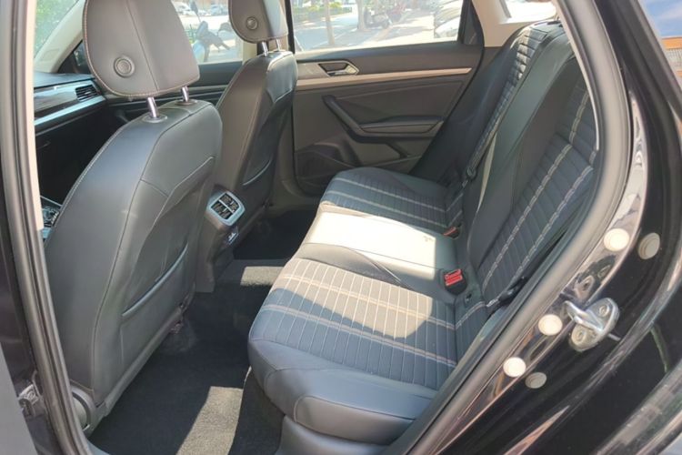 Volkswagen Lavida 2021 car image #17
