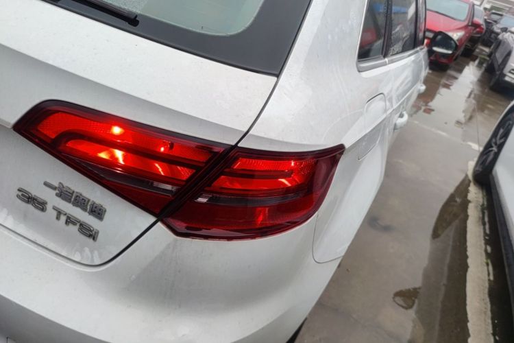Audi A3 2017 car image #8