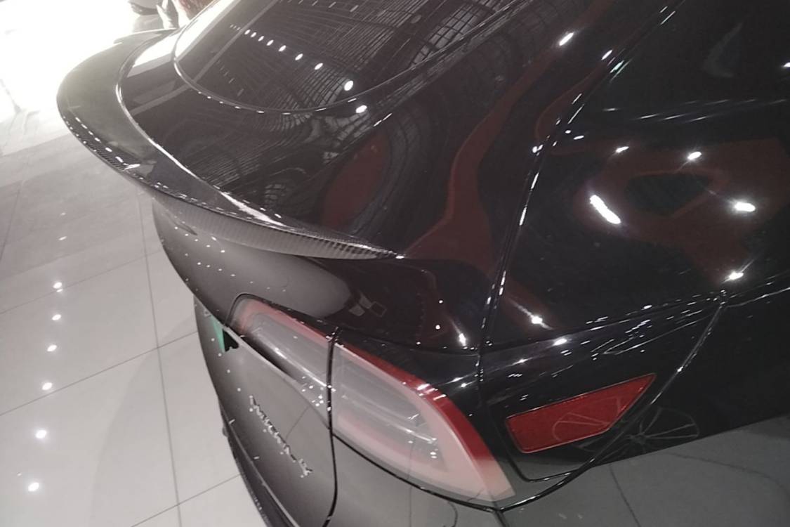 Tesla Model Y 2023 car image #27