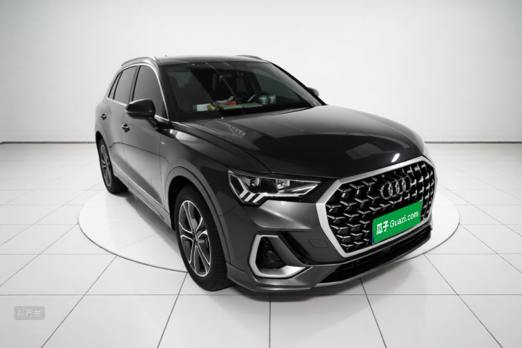 Audi Q3 2025 car image #4