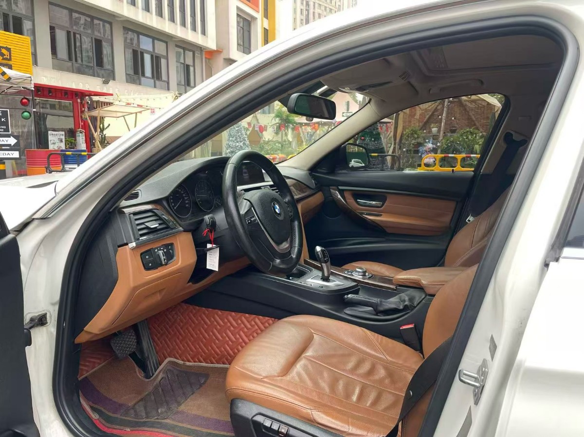 BMW 3 Series 2013 car image #6
