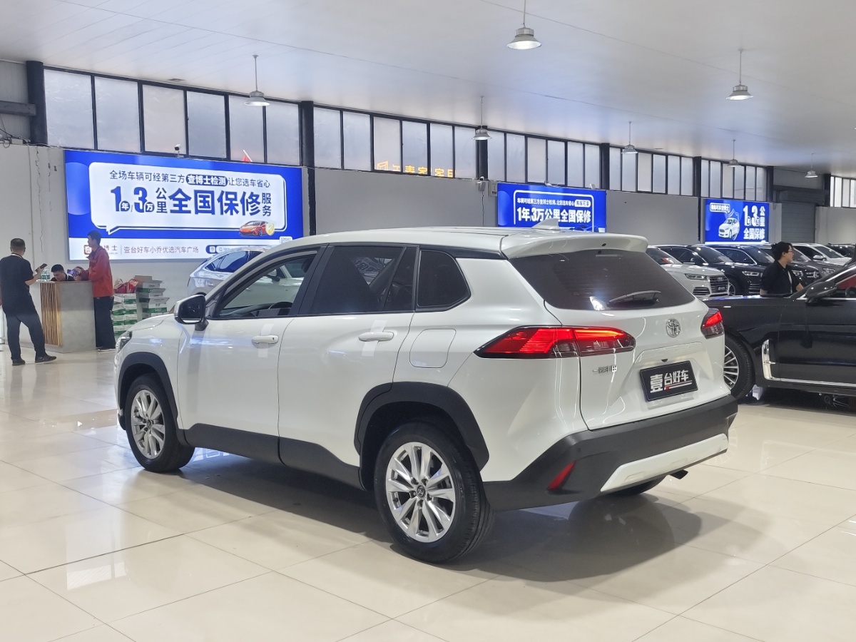 Toyota Corolla Cross 2023 изображение автомобиля #7
