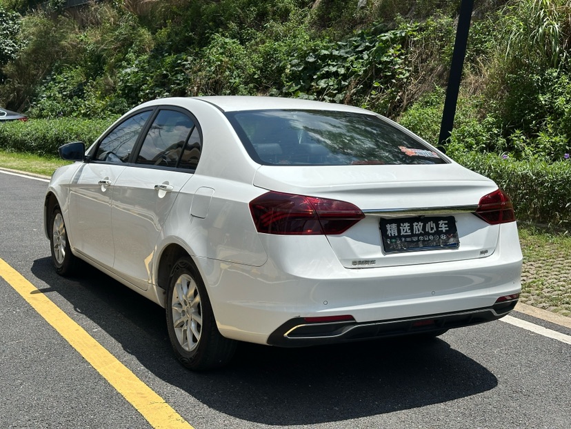 GEELY Emgrand 2020 car image #6