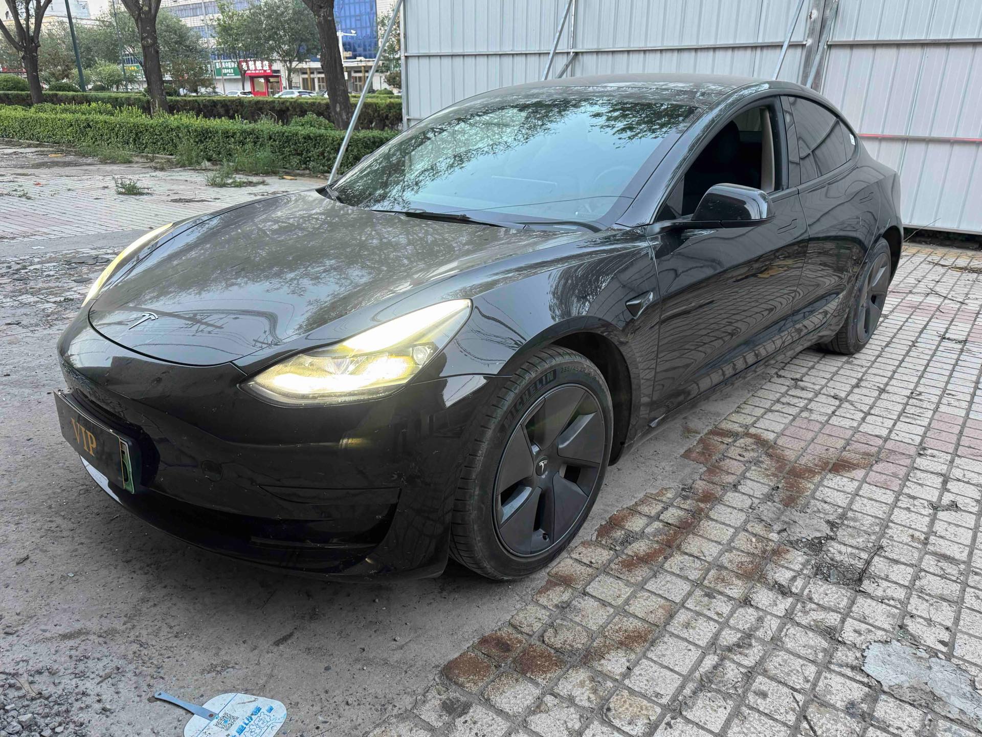 Tesla Model 3 2022 car image 