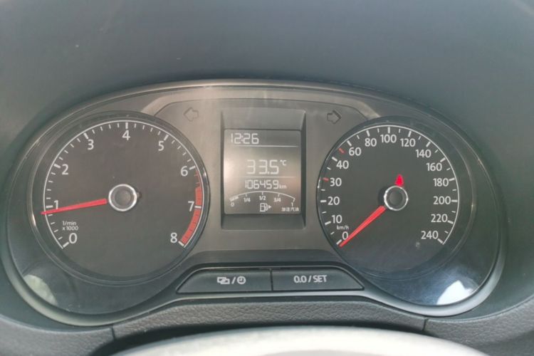 Volkswagen Polo 2017 #16 Volkswagen Polo 2017 car image #16