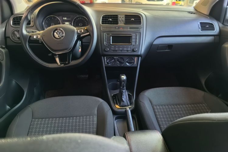 Volkswagen Polo 2016 #10 Volkswagen Polo 2016 car image #10