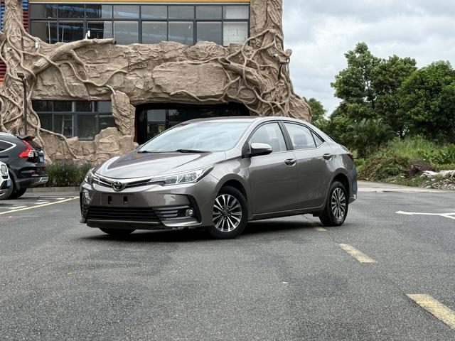 Toyota Corolla 2017 #17 Toyota Corolla 2017 صورة سيارة #17