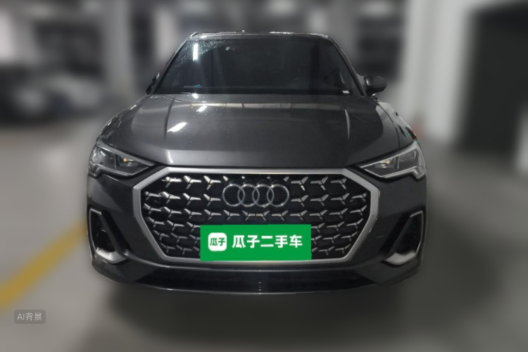 Audi Q3 2024 car image #3