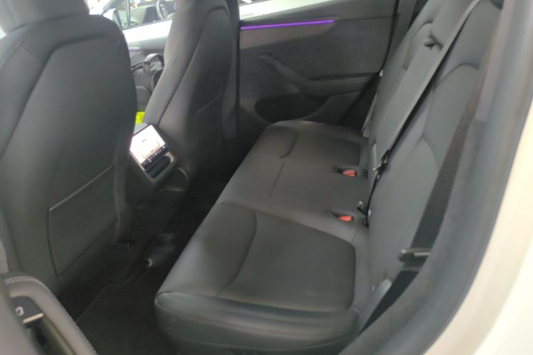 Tesla Model Y 2026 car image #13