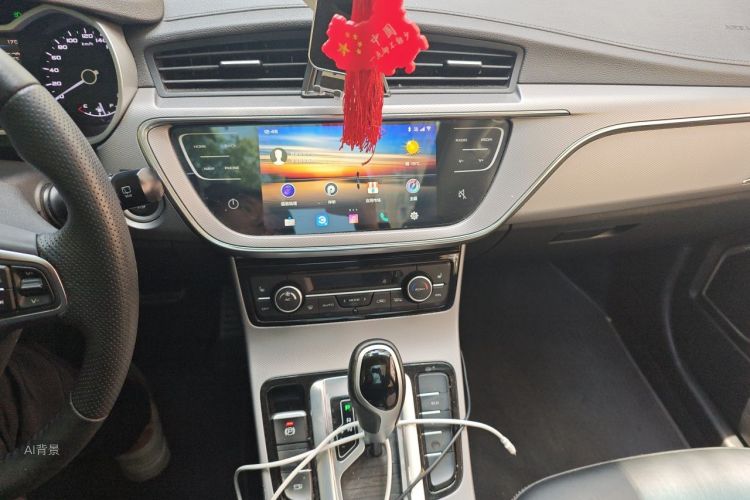 GEELY Emgrand GS 2018 car image #15