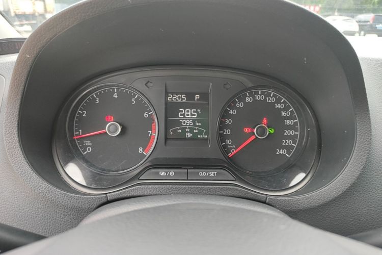 Volkswagen Polo 2018 #12 Volkswagen Polo 2018 car image #12