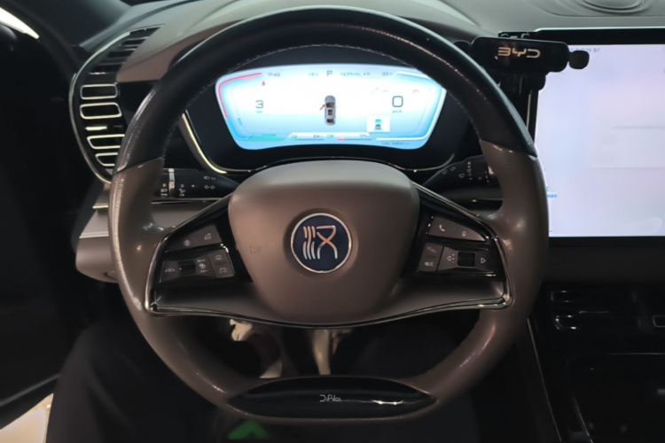BYD Han 2022 car image #11