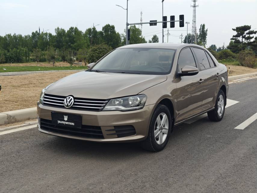 Volkswagen Bora 2013 Volkswagen Bora 2013 car image